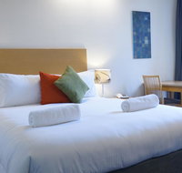 Parkwood Motel  Apartments - QLD Tourism