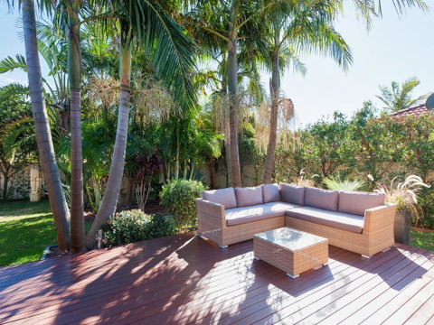 Pawprints, 123 Bagnalls Beach Road - QLD Tourism 0