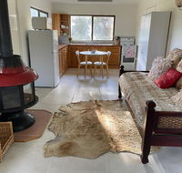 Pear Tree Cottage at Amiens - QLD Tourism