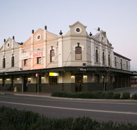 Peden's Hotel - Queensland Tourism