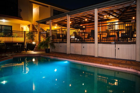 Pegasus Motor Inn And Serviced Apartments - QLD Tourism 1