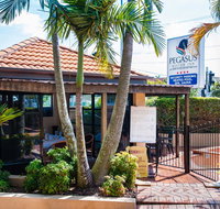 Pegasus Motor Inn and Serviced Apartments - QLD Tourism