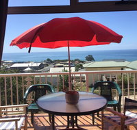 Penguin Seaside Homestay - QLD Tourism