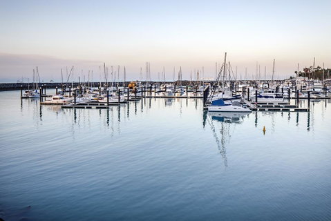 Peninsula Picture Perfect Airlie Beach - Queensland Tourism 0