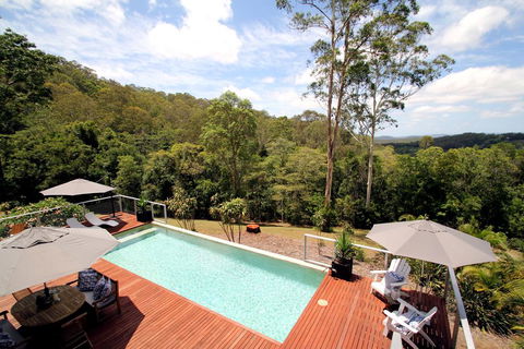 Phoenix Eumundi Bed & Breakfast - QLD Tourism 3