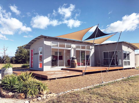 Pieter Van Gent Winery & Vineyard - QLD Tourism 1