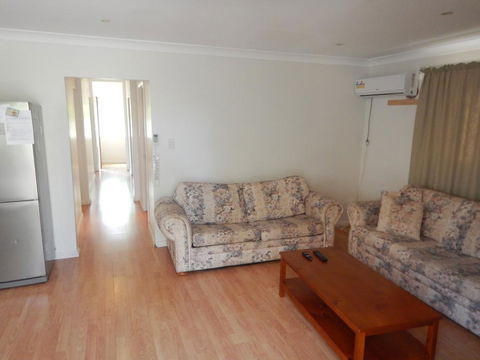 Pine Cottage - QLD Tourism 1