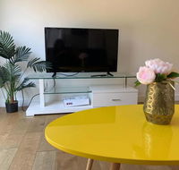 Pleasant Bedroom in Bentleigh East - QLD Tourism