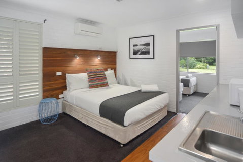 Pleasant Way River Lodge - QLD Tourism 2