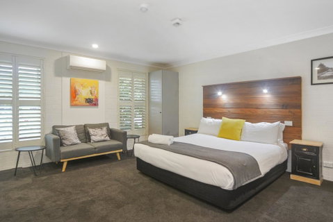 Pleasant Way River Lodge - QLD Tourism 0