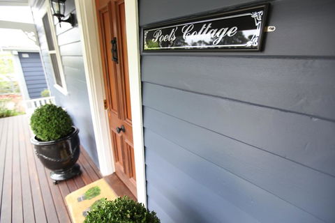 Poet's Cottage - Fireplace, Close To Treks - QLD Tourism 2