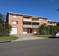 Poinciana Mews - QLD Tourism