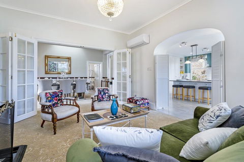 Pointe Rapide Estate - L'abode Accommodation - Queensland Tourism 3