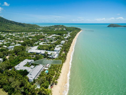 Poolside Apt In Alamanda Beachfront Resort (88) - QLD Tourism 1