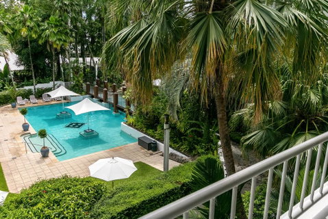Poolside Apt. In Alamanda Beachfront Resort (56) - QLD Tourism 3