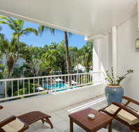 Poolside Apt. In Alamanda Beachfront Resort 67 - QLD Tourism