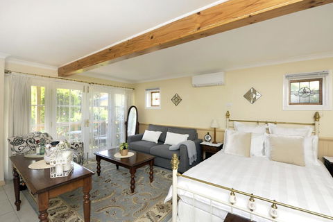 Possum Creek Lodge - QLD Tourism 1