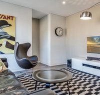 Professional living minutes from the city - Queensland Tourism