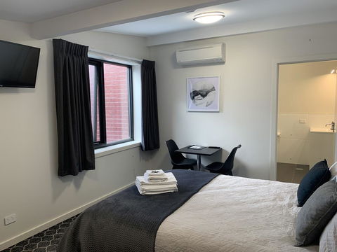 Queens Arms Hotel - Queensland Tourism 0