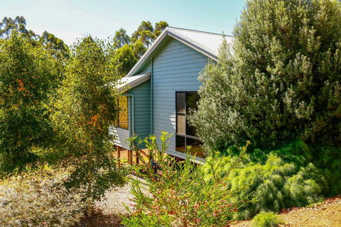 Rainbow Trail Chalets - Queensland Tourism 2