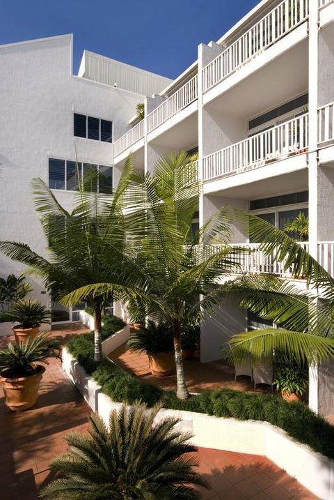 Ramada By Wyndham Cairns City Centre - QLD Tourism 3