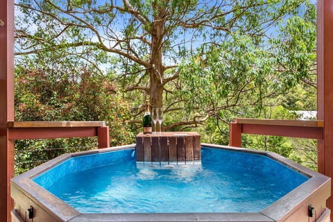 Ravensbourne Escape-Tree Tops - QLD Tourism 0