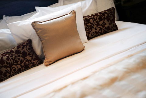 Redearth Boutique Hotel - Queensland Tourism 1