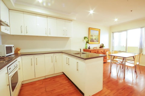 Regency Apartments Adelaide - QLD Tourism 0