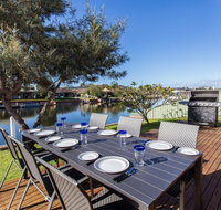 Relaxing Waterfront Property in Quiet Location