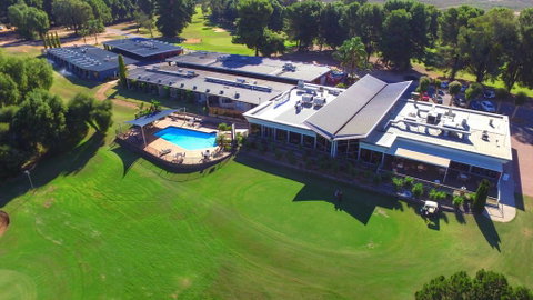 Renmark Country Club - QLD Tourism 0