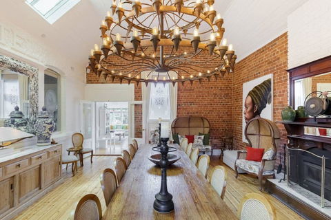 Rent Your Own Historic Hotel For Holidays & Events - QLD Tourism 0
