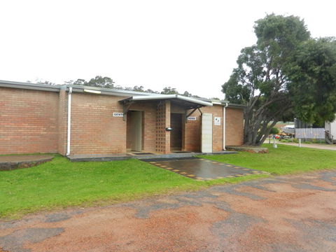 Rest Point Holiday Village - Queensland Tourism 0