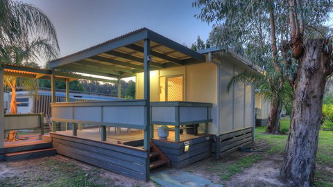 River Bend Caravan Park - QLD Tourism 2