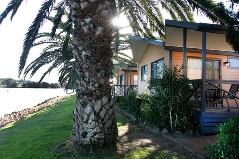 Riverbreeze Holiday Park - QLD Tourism 1