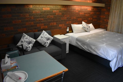 Riviana Motel - QLD Tourism 0