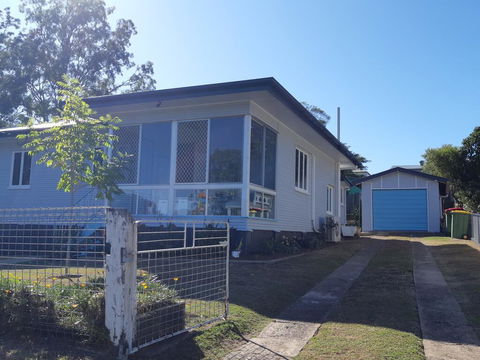 Robins Nest - QLD Tourism 1