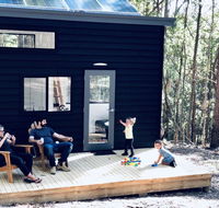 Robinson Crusoe Tiny House - QLD Tourism