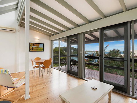 Rocky Views 1 - QLD Tourism 0