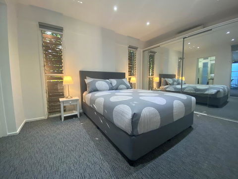 Roomvillas Blackwater - QLD Tourism 0