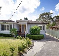 Rubys Retreat' 44 Achilles Street - pet friendly aircon  boat parking - QLD Tourism