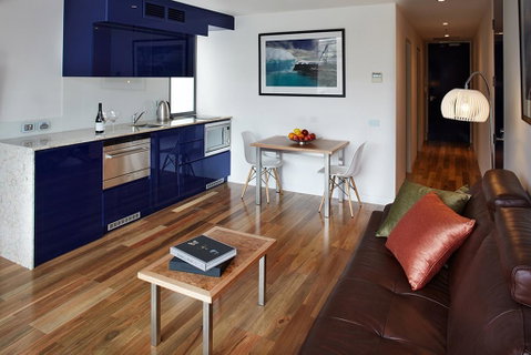 Salamanca Wharf Hotel - QLD Tourism 1