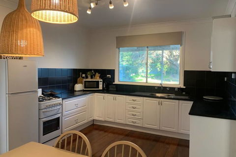 Salty Cottage Northam - Queensland Tourism 0