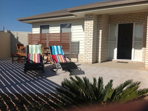 SALTY PAUSE @ BONDI HOUSE - Queensland Tourism 3