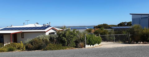 Samphire: Coorong Accommodation - QLD Tourism 3