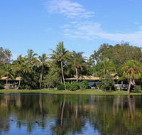 Sanctuary Lakes Fauna Retreat - Queensland Tourism