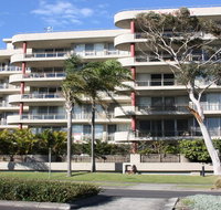 Sandbar 103 - Forster Main Beach