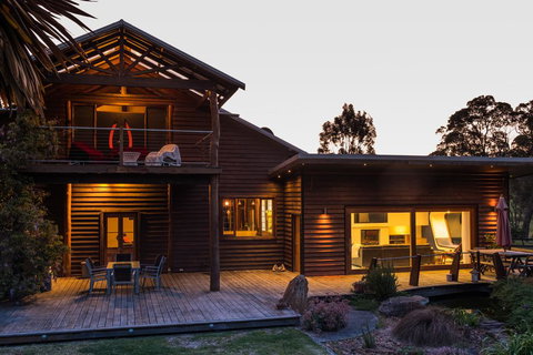 SASDEN ESTATE - QLD Tourism 0