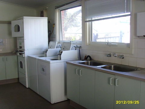 Sav - Queensland Tourism 1
