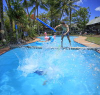 Scotty's Mission Beach YHA - QLD Tourism