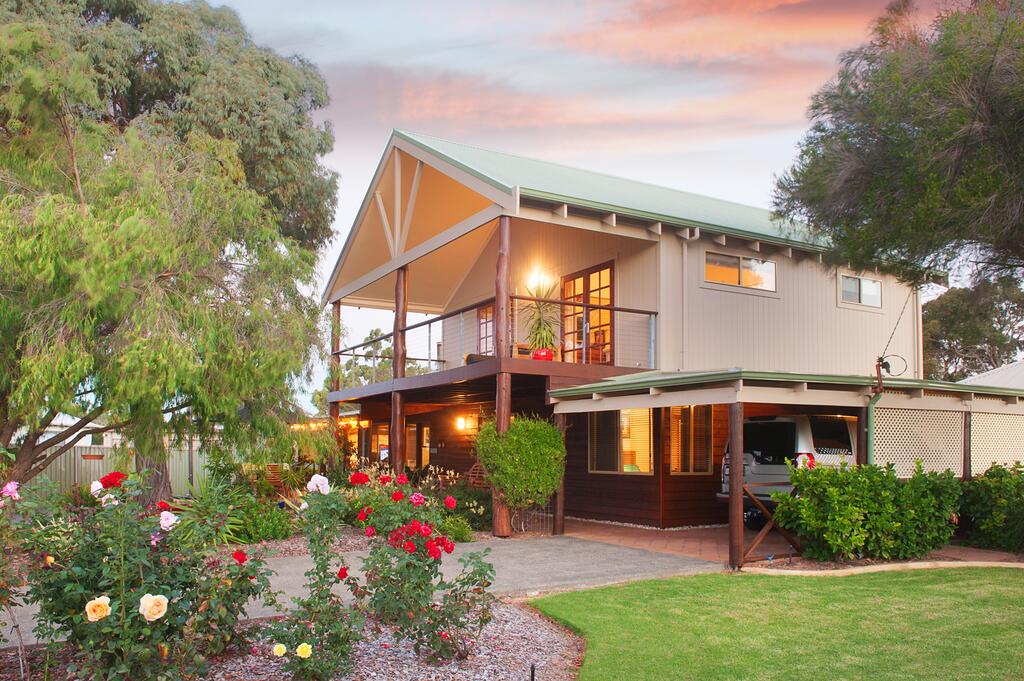 Dunsborough WA Queensland Tourism